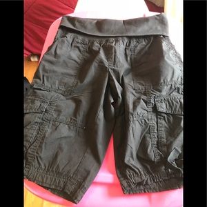 Calvin Klein Cargo yoga shorts